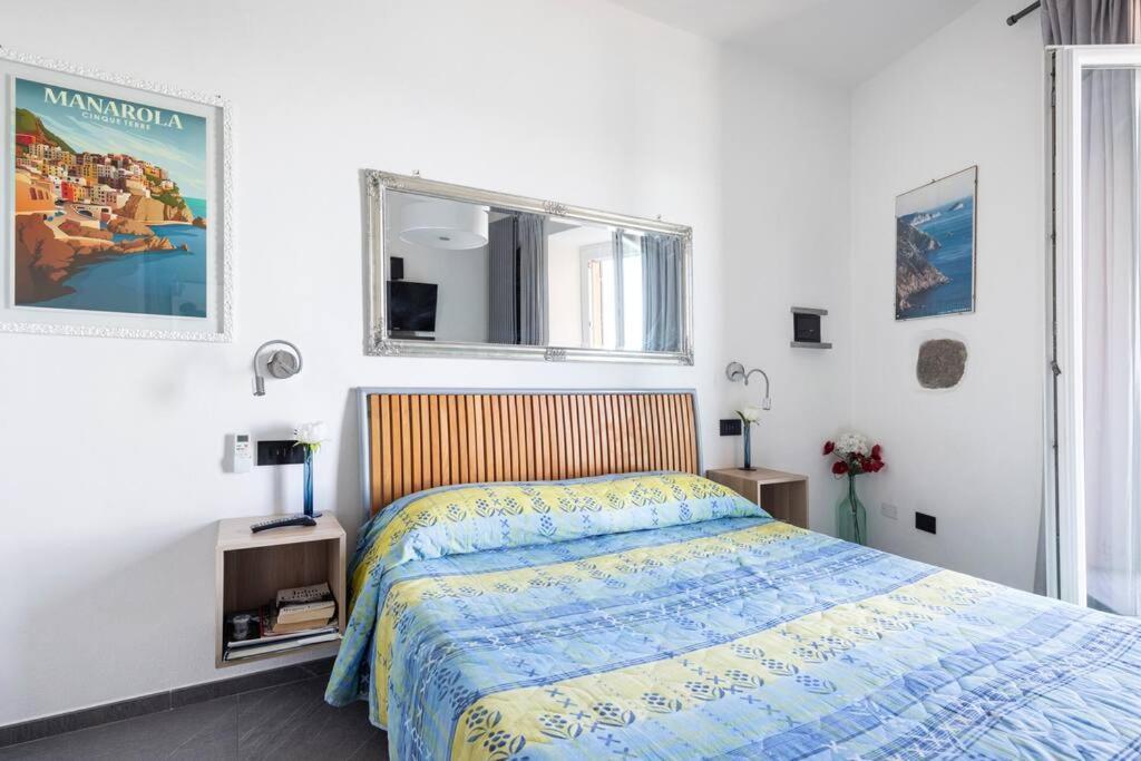 Alberta Rooms Manarola Esterno foto