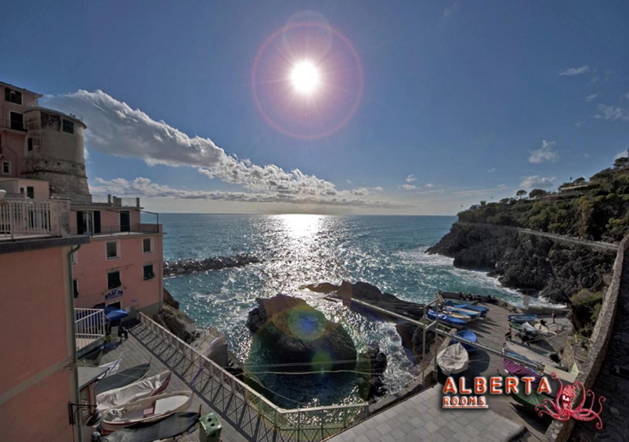 Alberta Rooms Manarola Esterno foto
